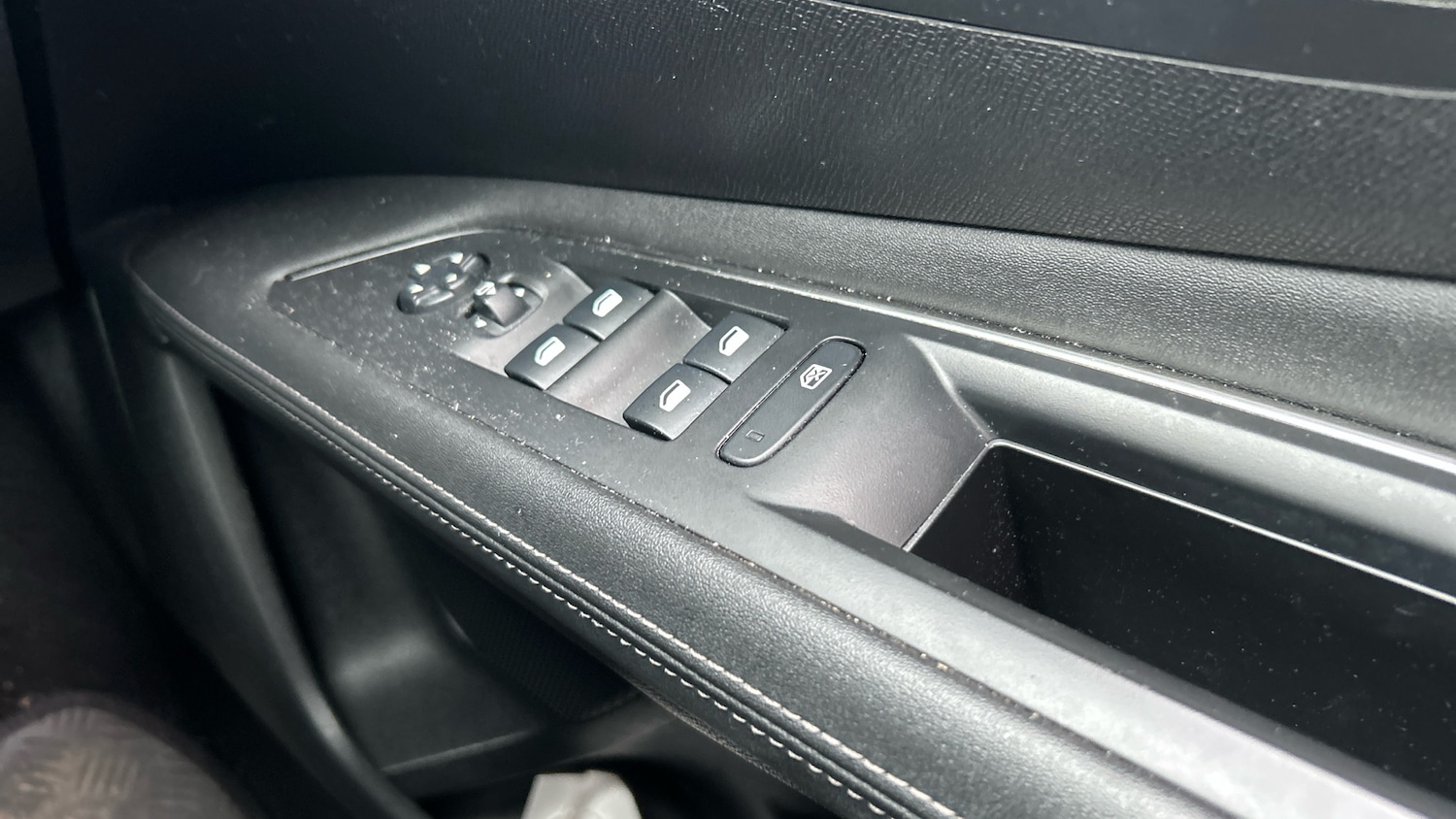 Used Peugeot 3008 2019 for sale - 78042630: Photo 31