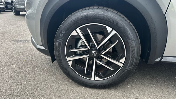 Used Nissan Juke 2024 for sale - 76265935: Photo 30