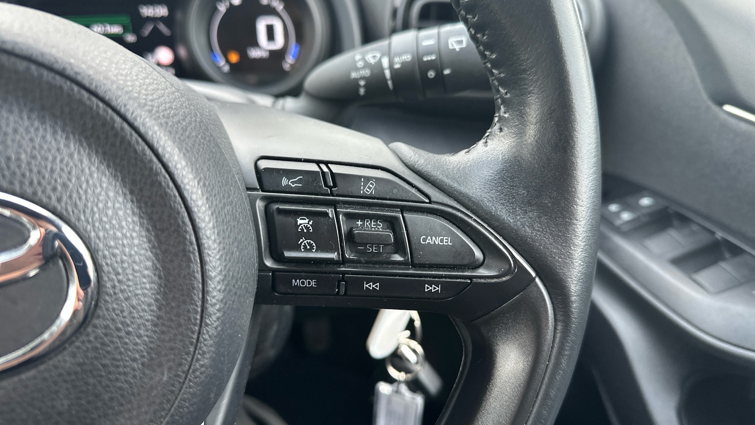 Used Toyota Yaris 2022 for sale - 77186775: Photo 38