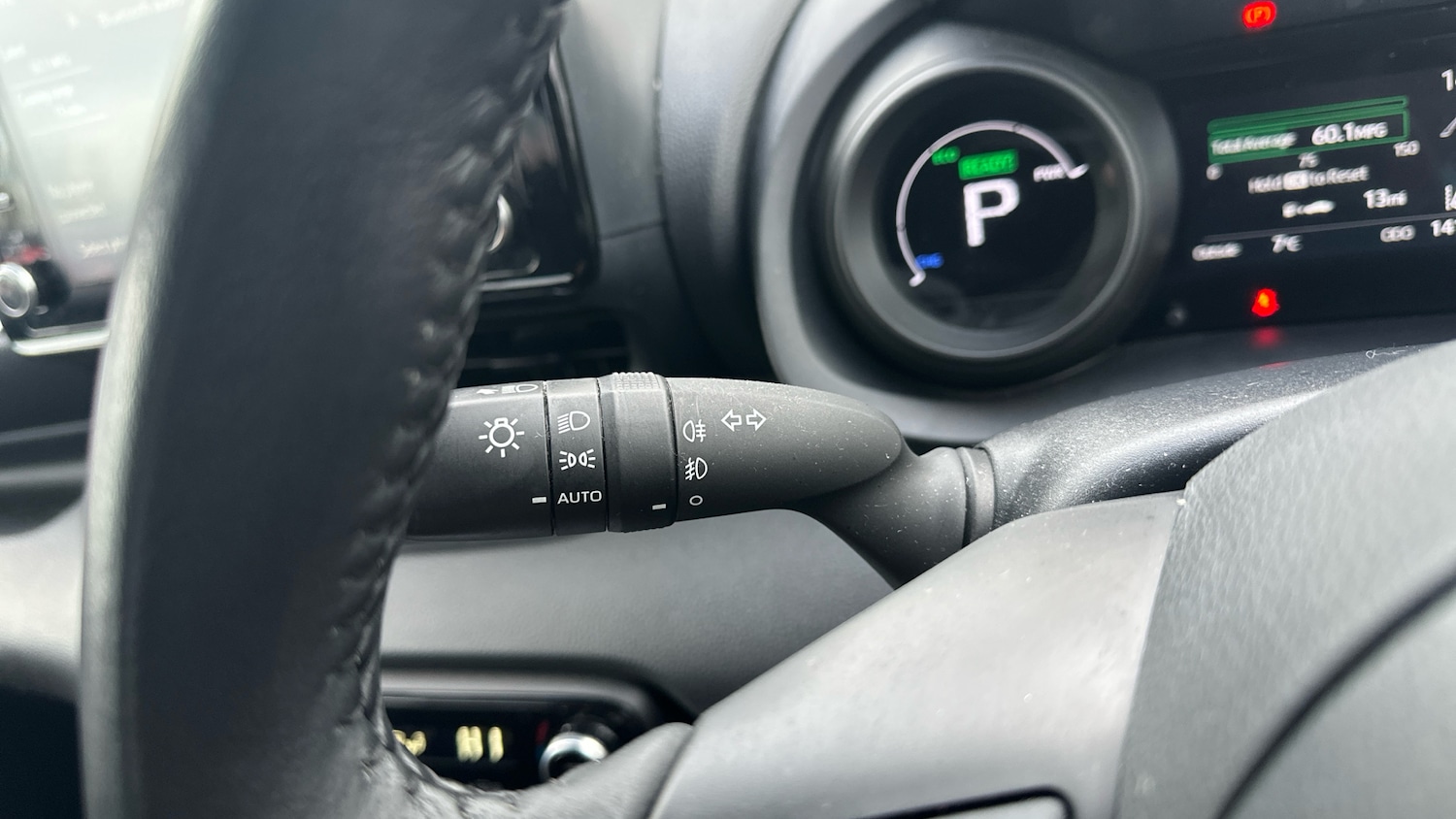 Used Toyota Yaris 2022 for sale - 77186775: Photo 40