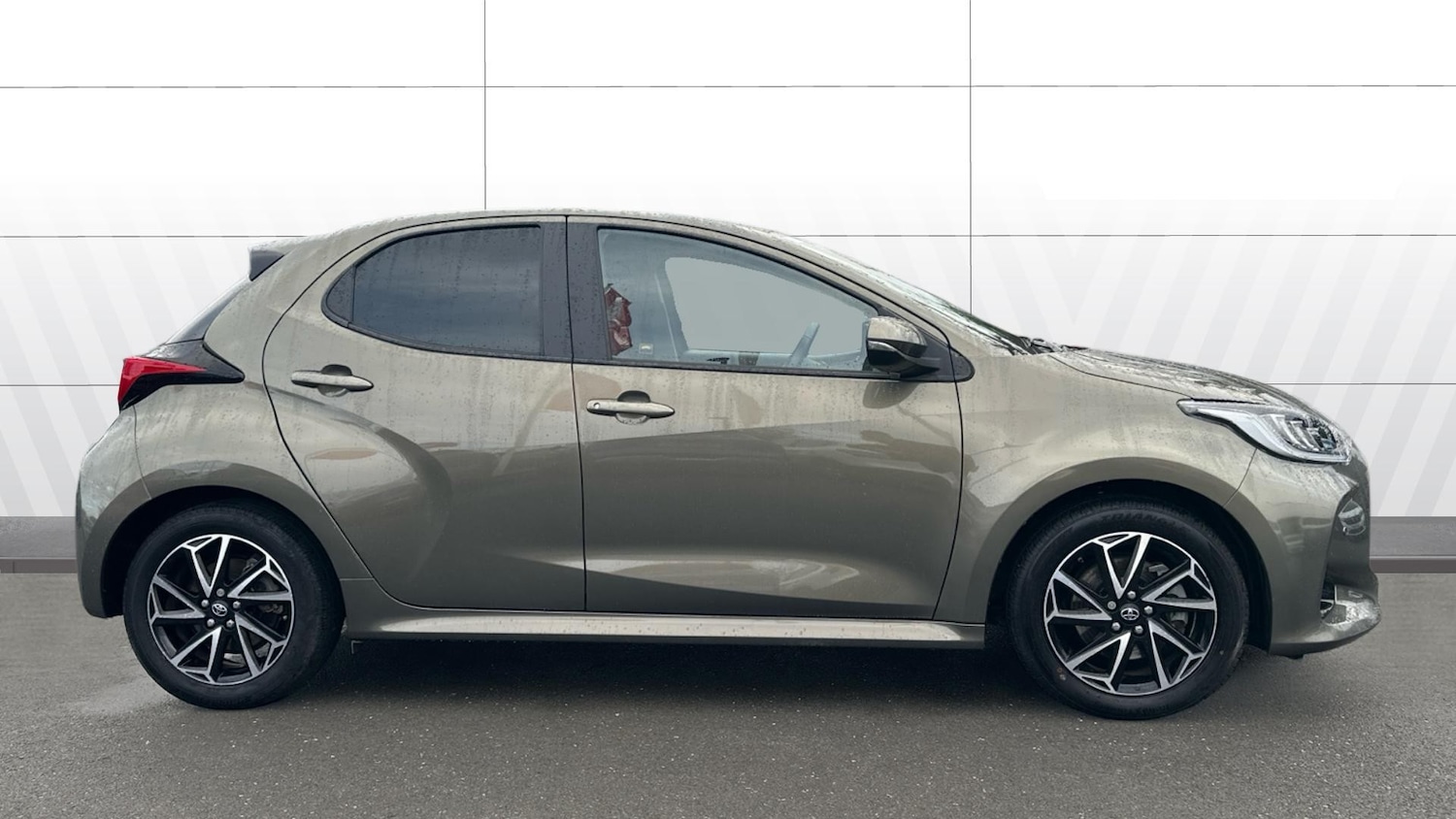 Used Toyota Yaris 2022 for sale - 77186775: Photo 5