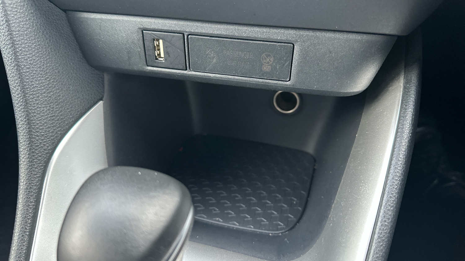 Used Toyota Yaris 2022 for sale - 77186775: Photo 50