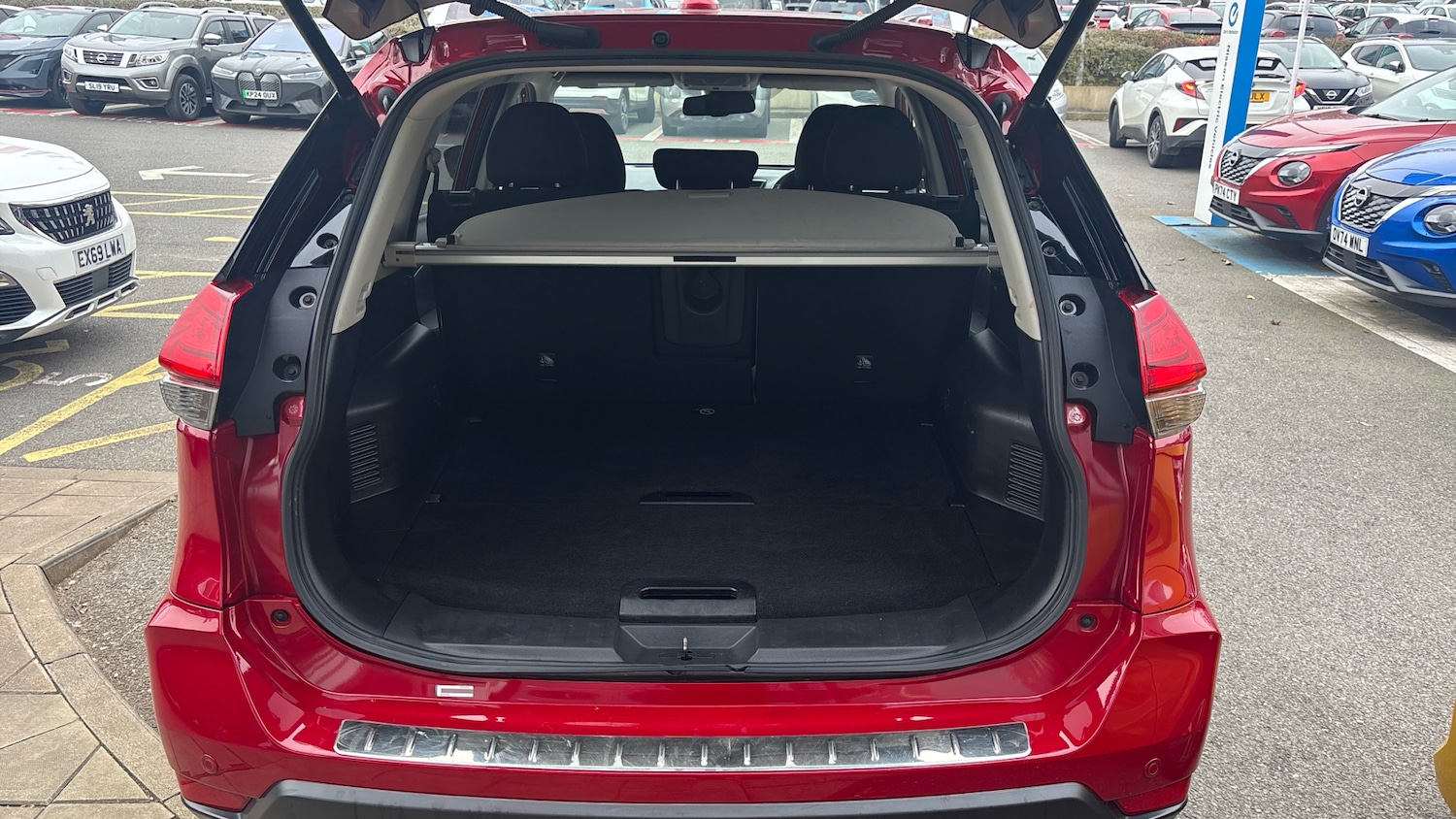 Used Nissan X-Trail 2020 for sale - 77917641: Photo 4