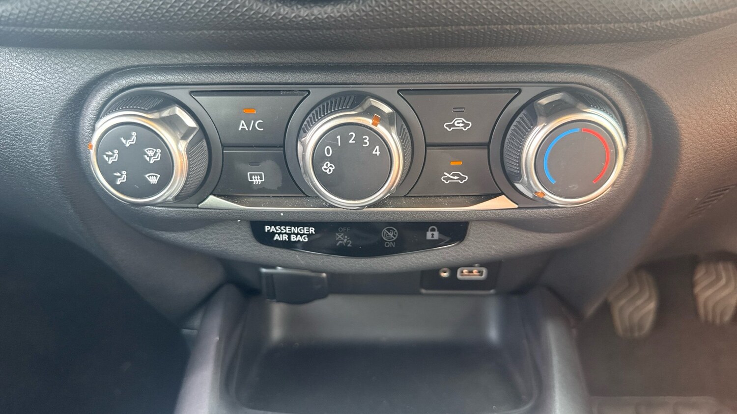 Vehicle 33