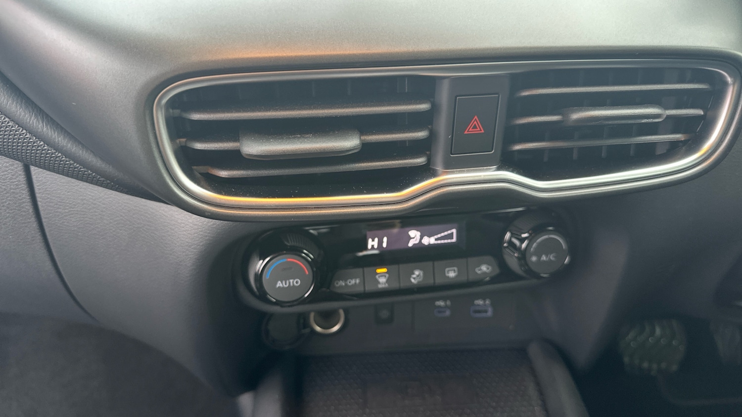 Used Nissan Juke 2025 for sale - 76971830: Photo 34