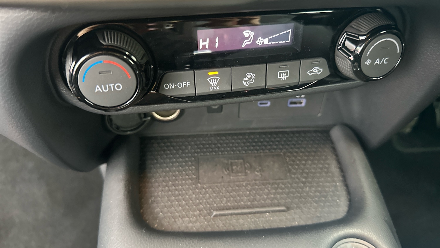 Used Nissan Juke 2025 for sale - 76971830: Photo 35