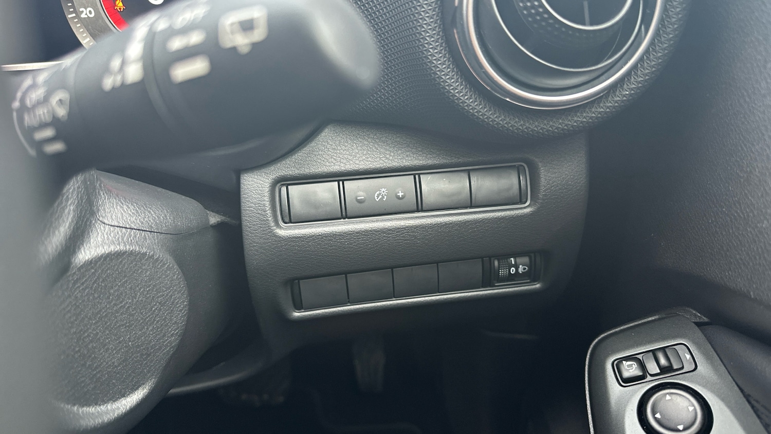 Used Nissan Juke 2025 for sale - 76971830: Photo 42