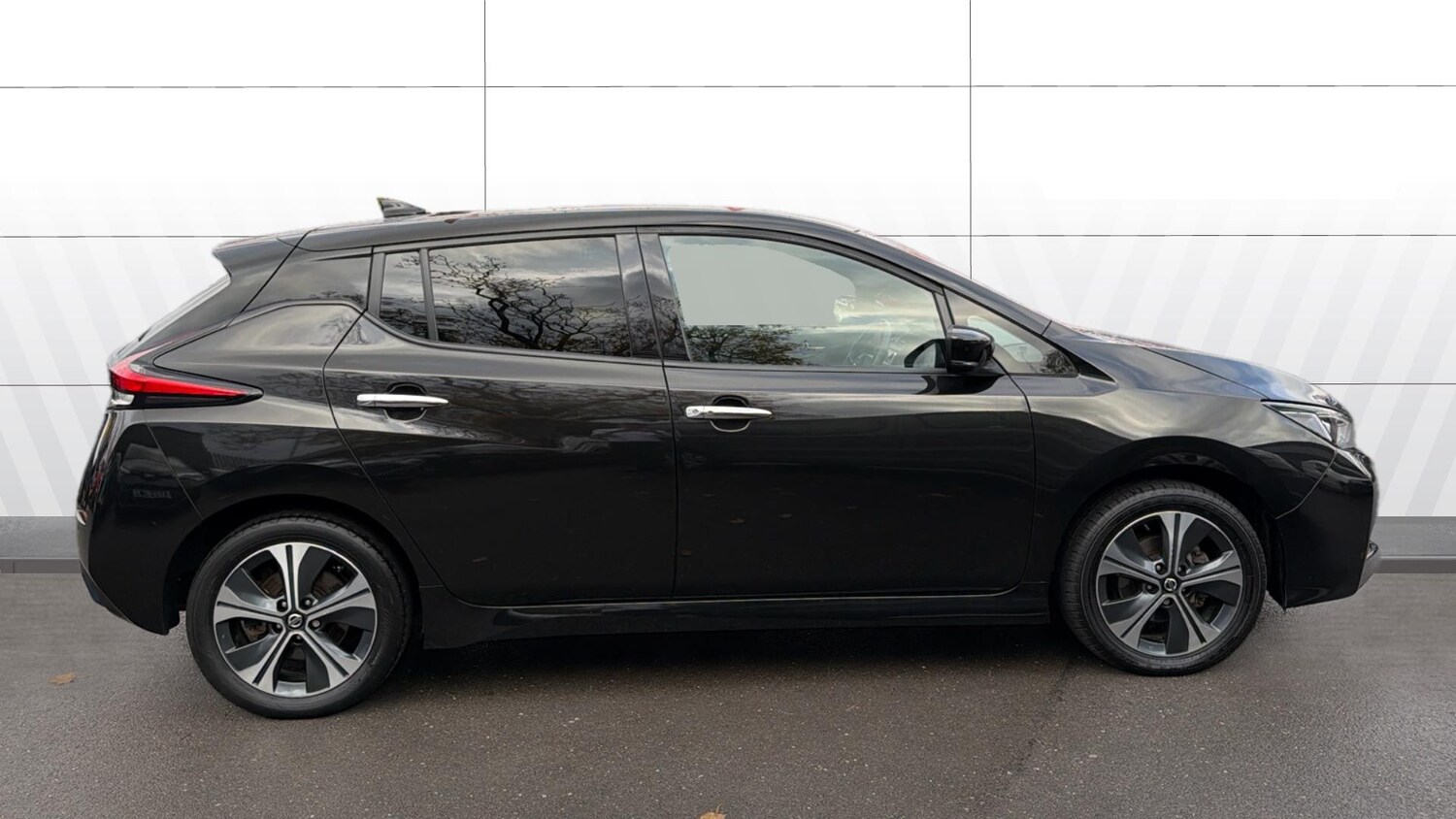 Used Nissan Leaf 2020 for sale - 76568368: Photo 5