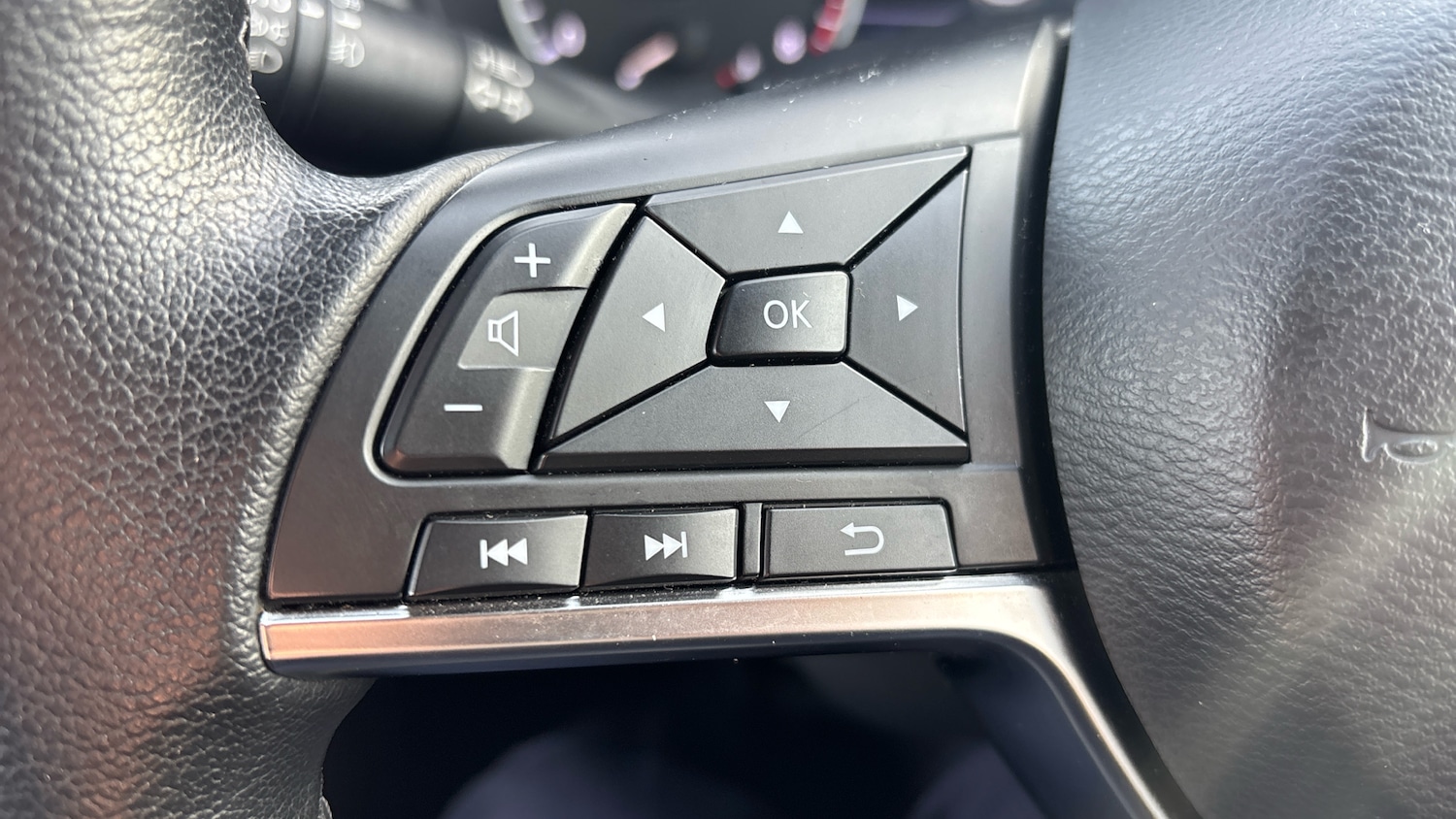 Used Nissan Juke 2023 for sale - 77605156: Photo 42