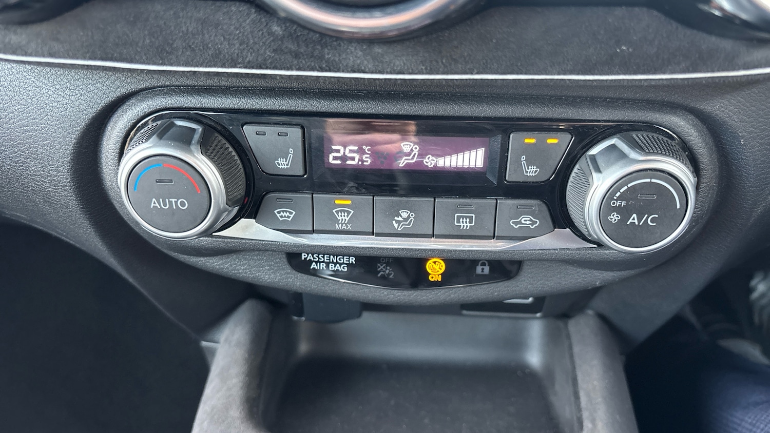 Used Nissan Juke 2023 for sale - 77605156: Photo 46