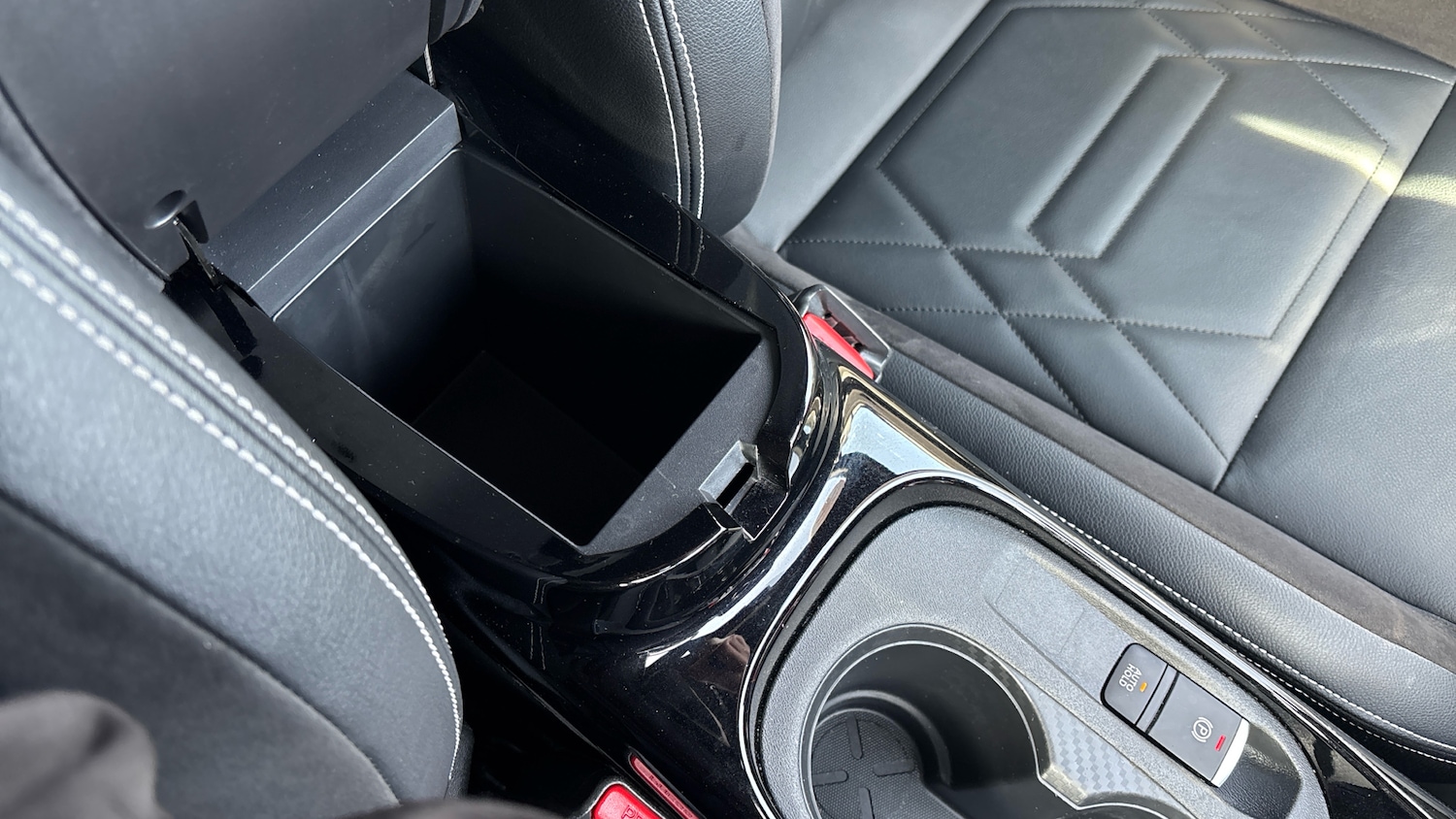 Used Nissan Juke 2023 for sale - 77605156: Photo 51