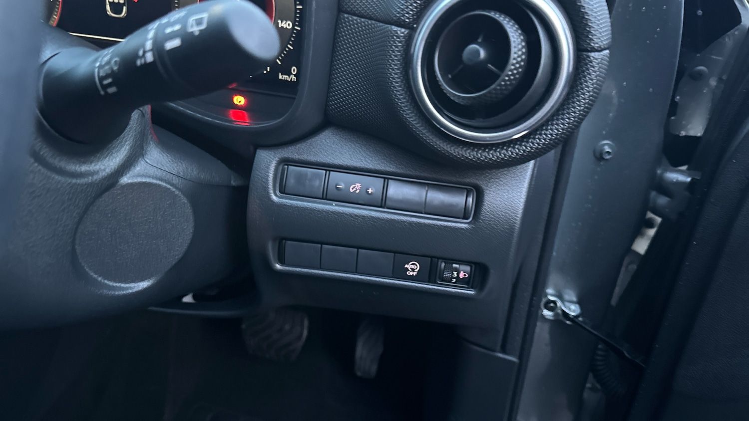 Used Nissan Juke 2024 for sale - 77138458: Photo 32