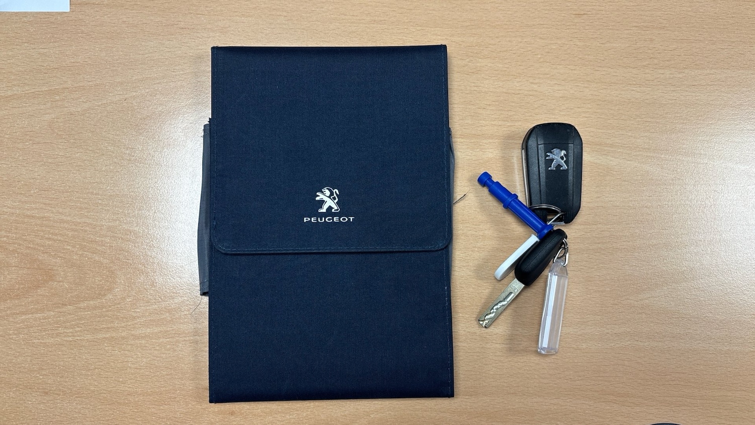 Used Peugeot 208 2017 for sale - 76749815: Photo 19