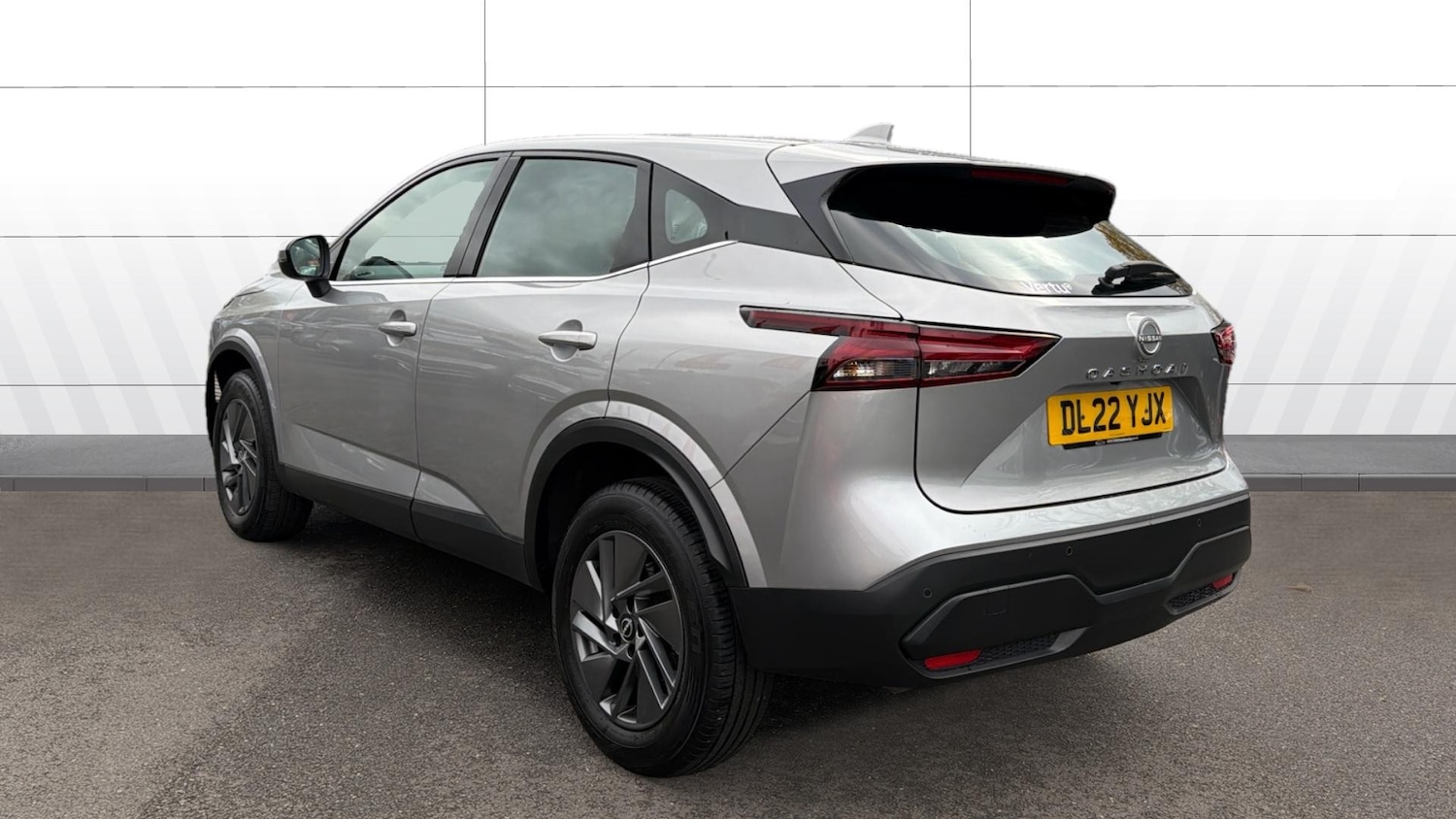 Used Nissan Qashqai 2022 for sale - 76568363: Photo 2