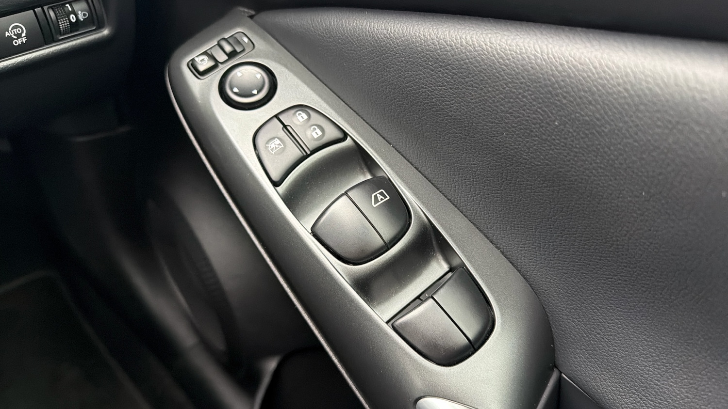 Used Nissan Juke 2024 for sale - 77170297: Photo 25