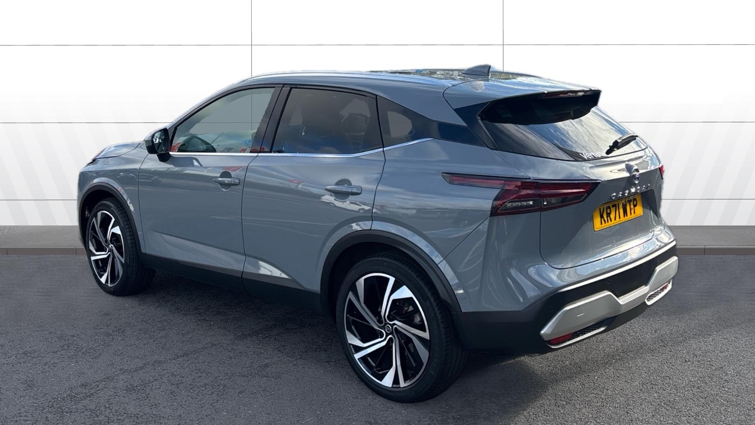 Used Nissan Qashqai 2021 for sale - 76322402: Photo 2