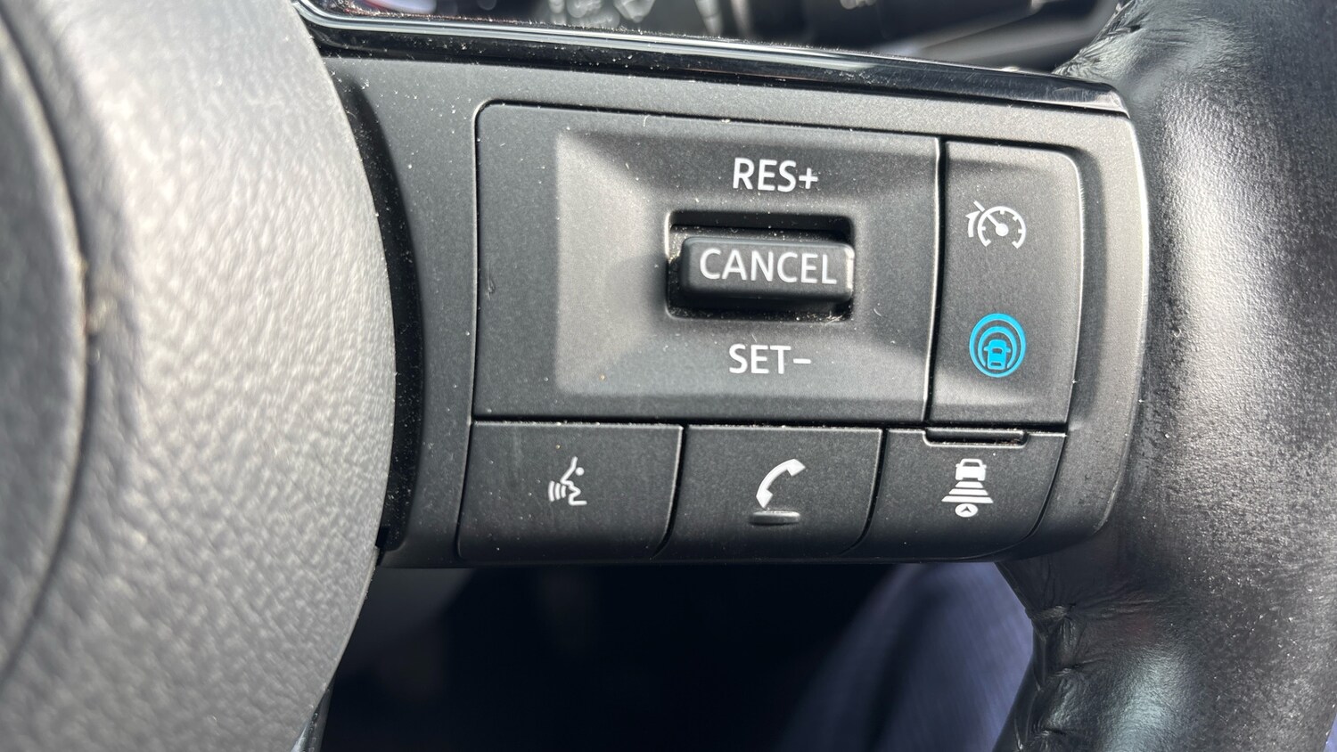 Used Nissan Qashqai 2021 for sale - 76322402: Photo 43