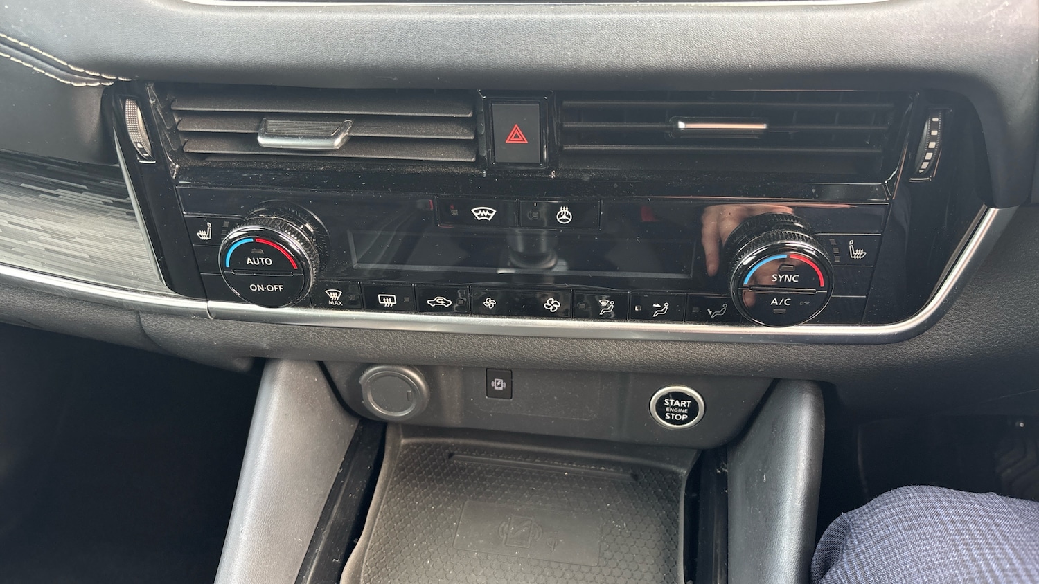 Used Nissan Qashqai 2021 for sale - 76322402: Photo 48