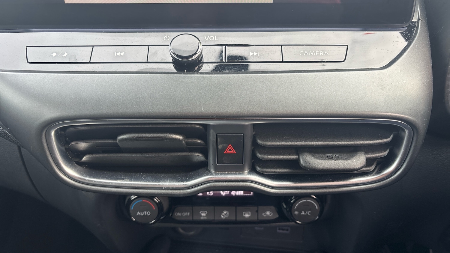 Used Nissan Juke 2025 for sale - 76652250: Photo 48