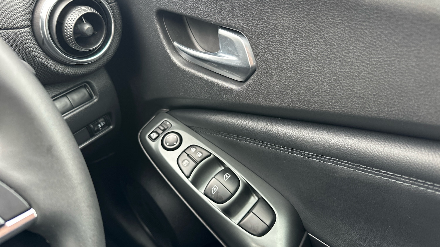 Used Nissan Juke 2025 for sale - 78092599: Photo 32