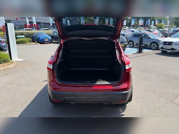 Used Nissan Qashqai 2016 for sale - 79101679: Photo