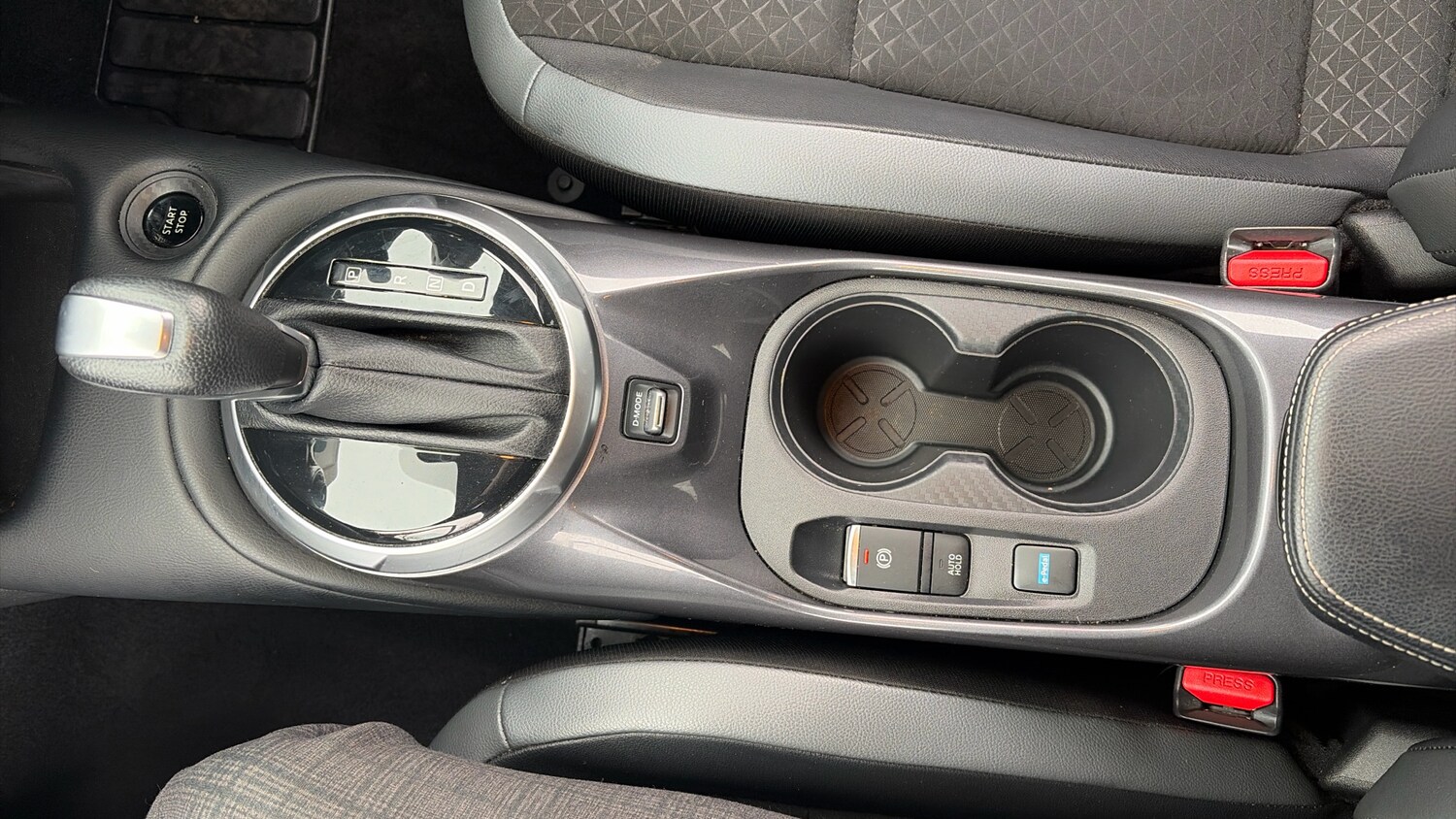 Used Nissan Juke 2023 for sale - 77607429: Photo 31