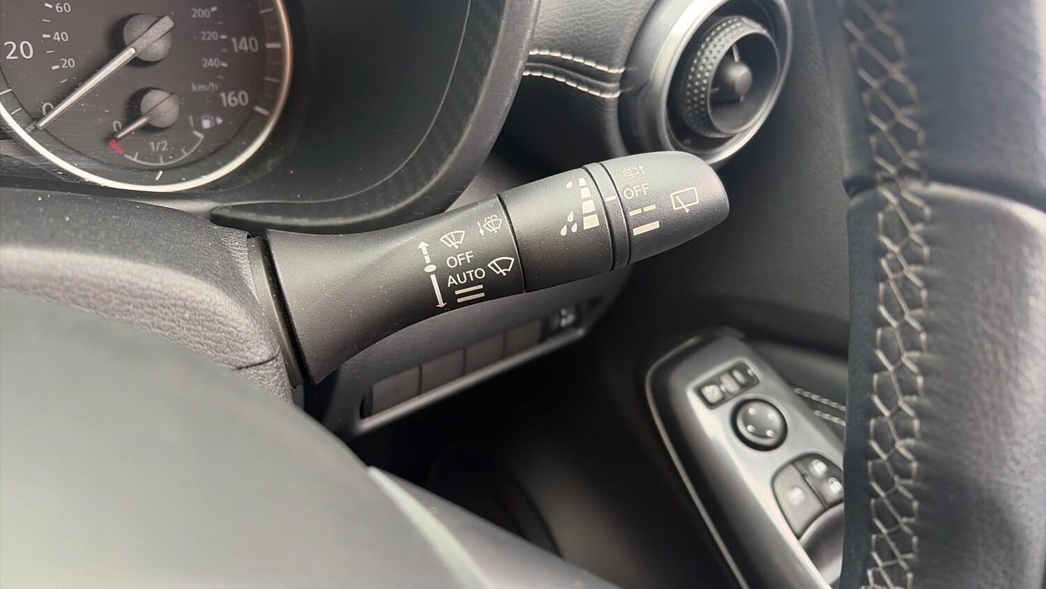 Used Nissan Juke 2023 for sale - 77607429: Photo 38