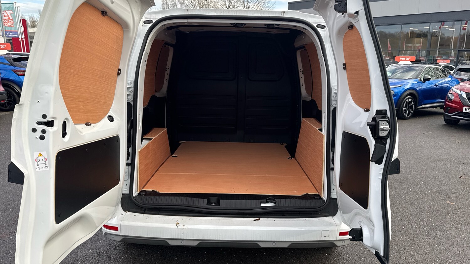 Used Nissan Other 2025 for sale - 76650920: Photo 4