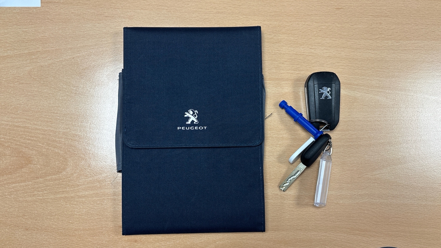 Used Peugeot 208 2017 for sale - 76438426: Photo 19