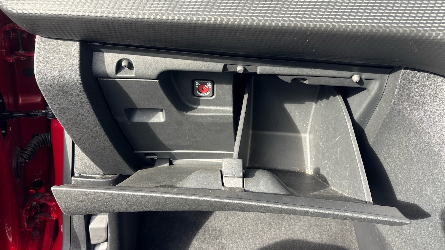 Used Peugeot 208 2017 for sale - 76438426: Photo 42