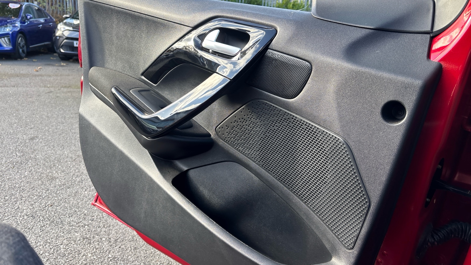 Used Peugeot 208 2017 for sale - 76438426: Photo 47