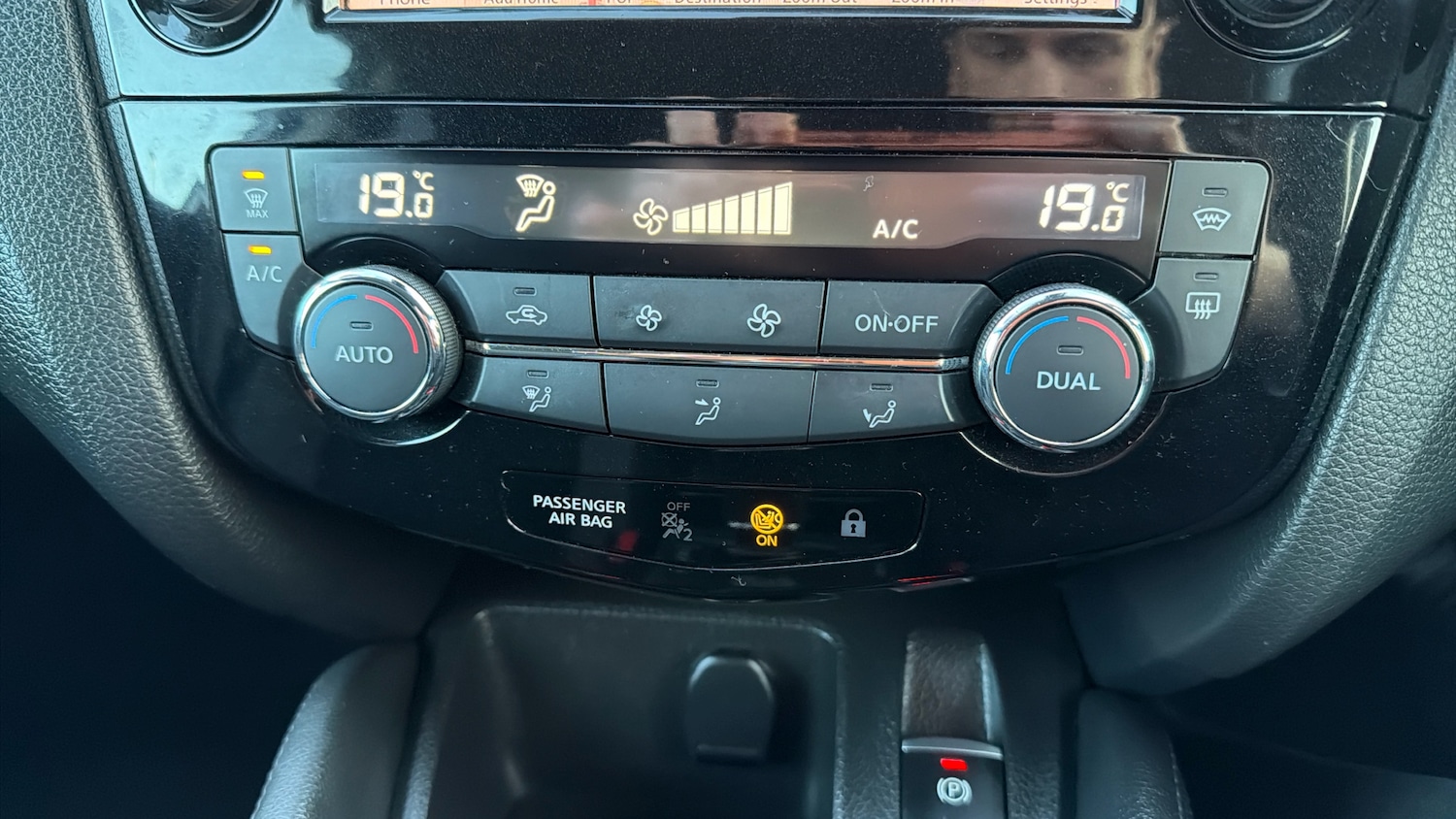 Used Nissan Qashqai 2019 for sale - 77063852: Photo 24