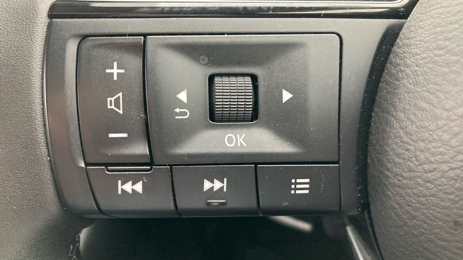 Used Nissan Qashqai 2023 for sale - 76048935: Photo 35