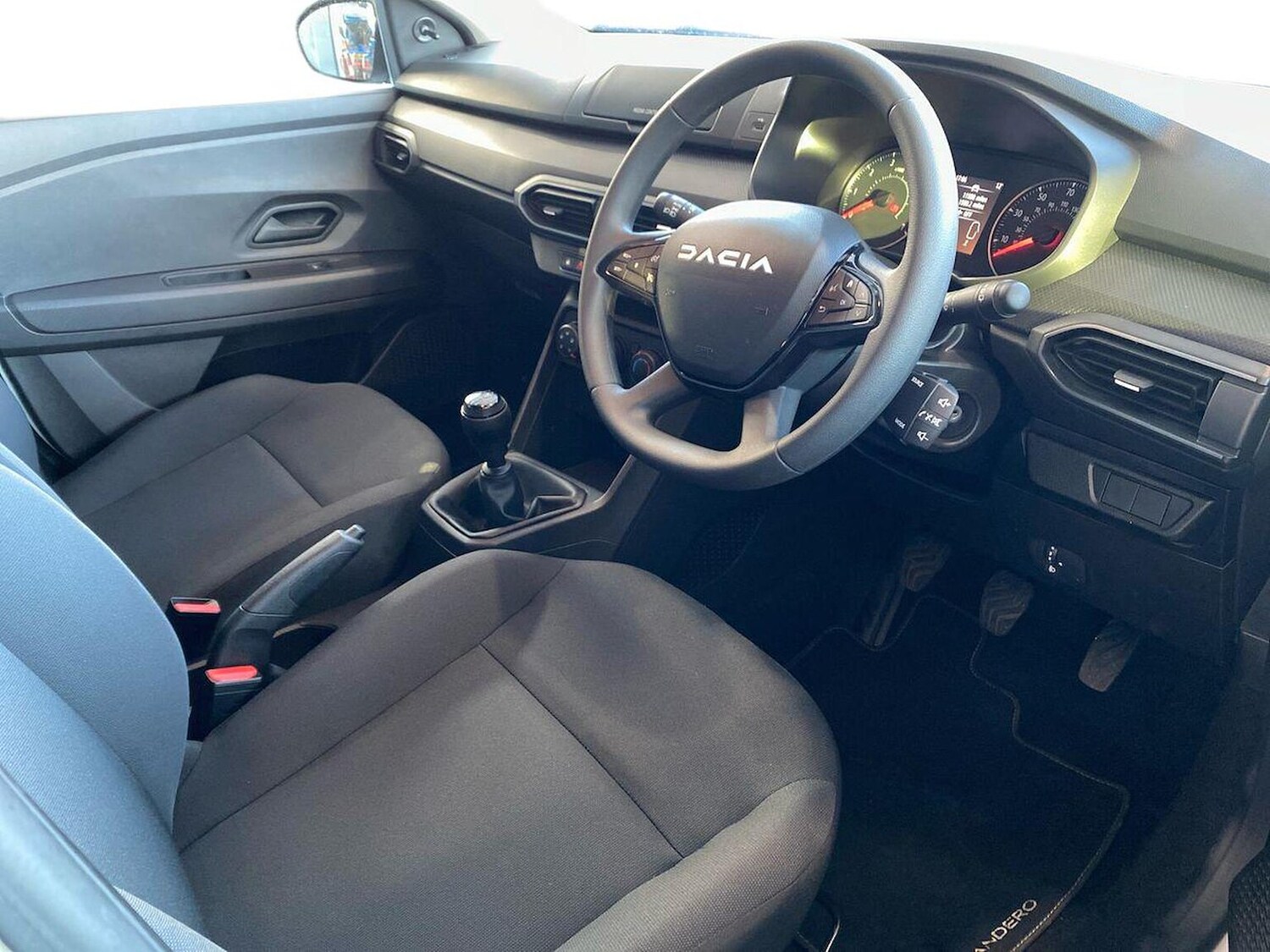 Used Dacia Sandero 2024 for sale - 76335159: Photo 15