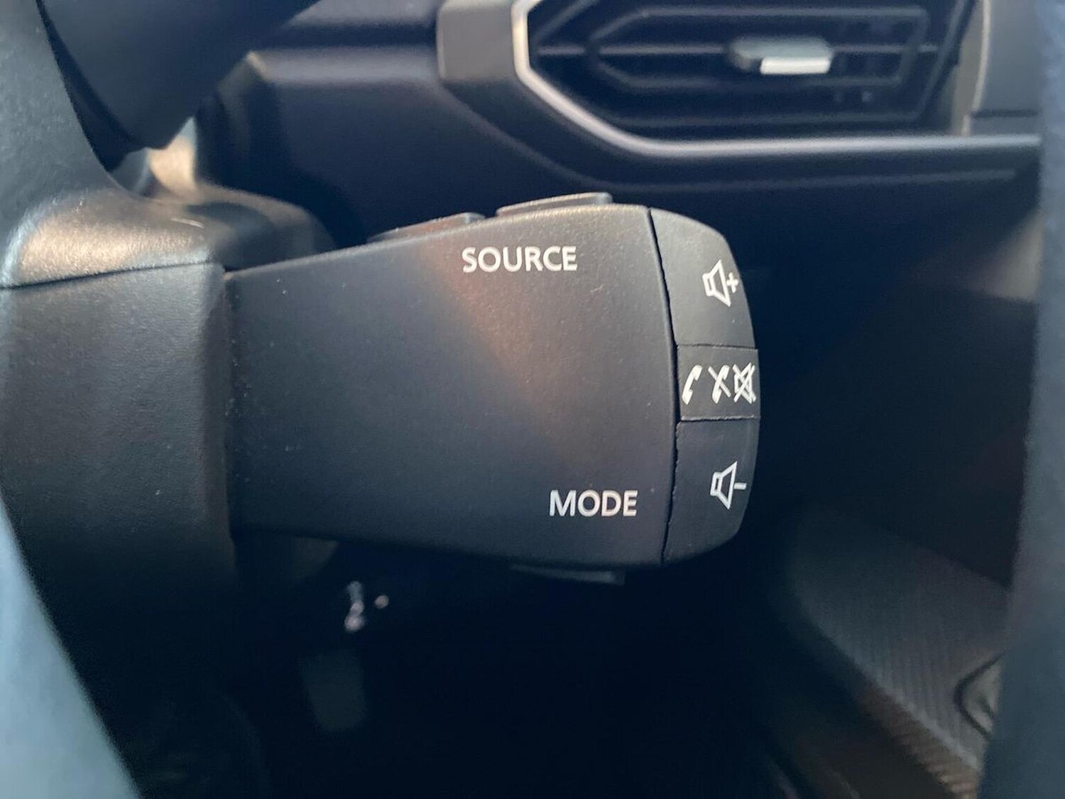 Used Dacia Sandero 2024 for sale - 76335159: Photo 23