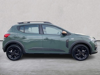 Used Dacia Sandero Stepway 2025 for sale - 76905022: Photo