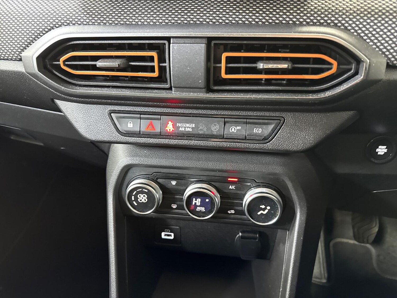 Used Dacia Sandero Stepway 2022 for sale - 78191564: Photo 24