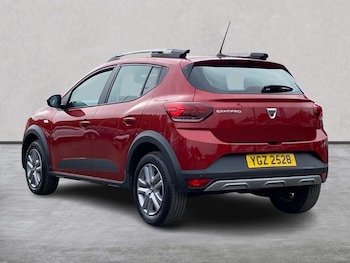 Used Dacia Sandero Stepway 2022 for sale - 76231714: Photo 2