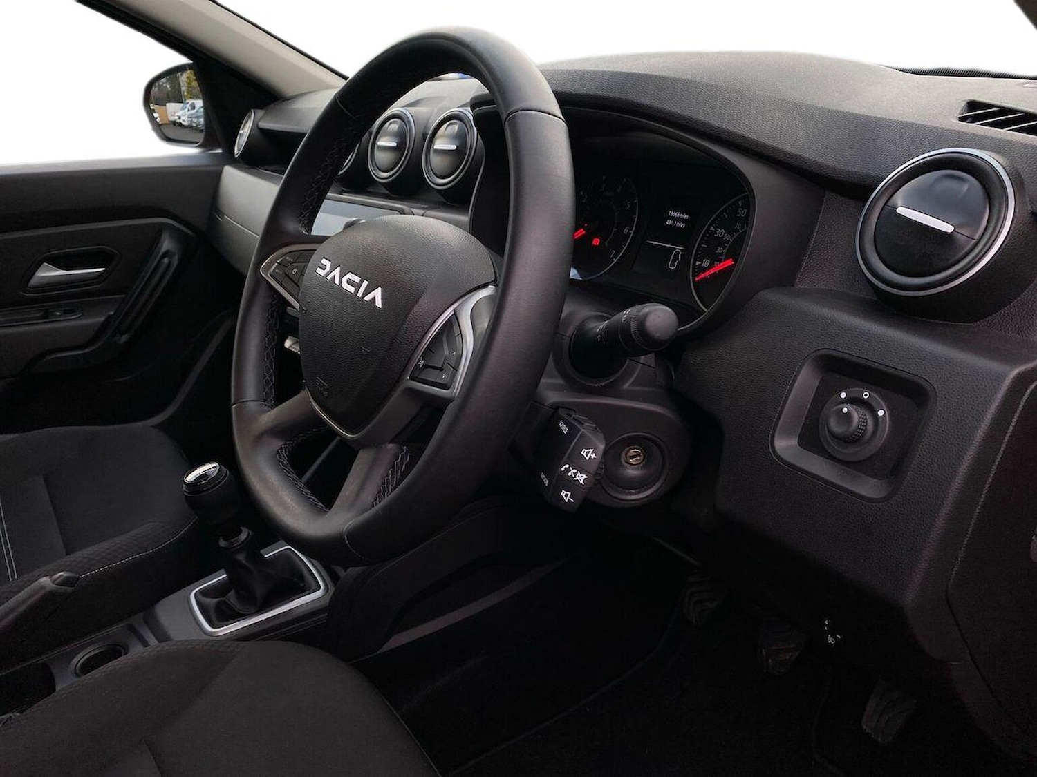 Used Dacia Duster 2023 for sale - 76831989: Photo 15