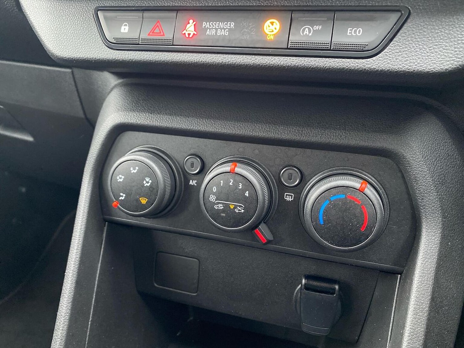 Used Dacia Sandero Stepway 2022 for sale - 76577313: Photo 12