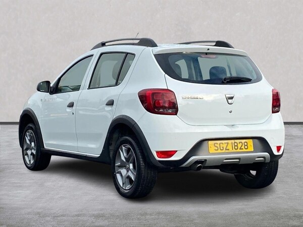 Used Dacia Sandero Stepway 2020 for sale - 76324570: Photo 2