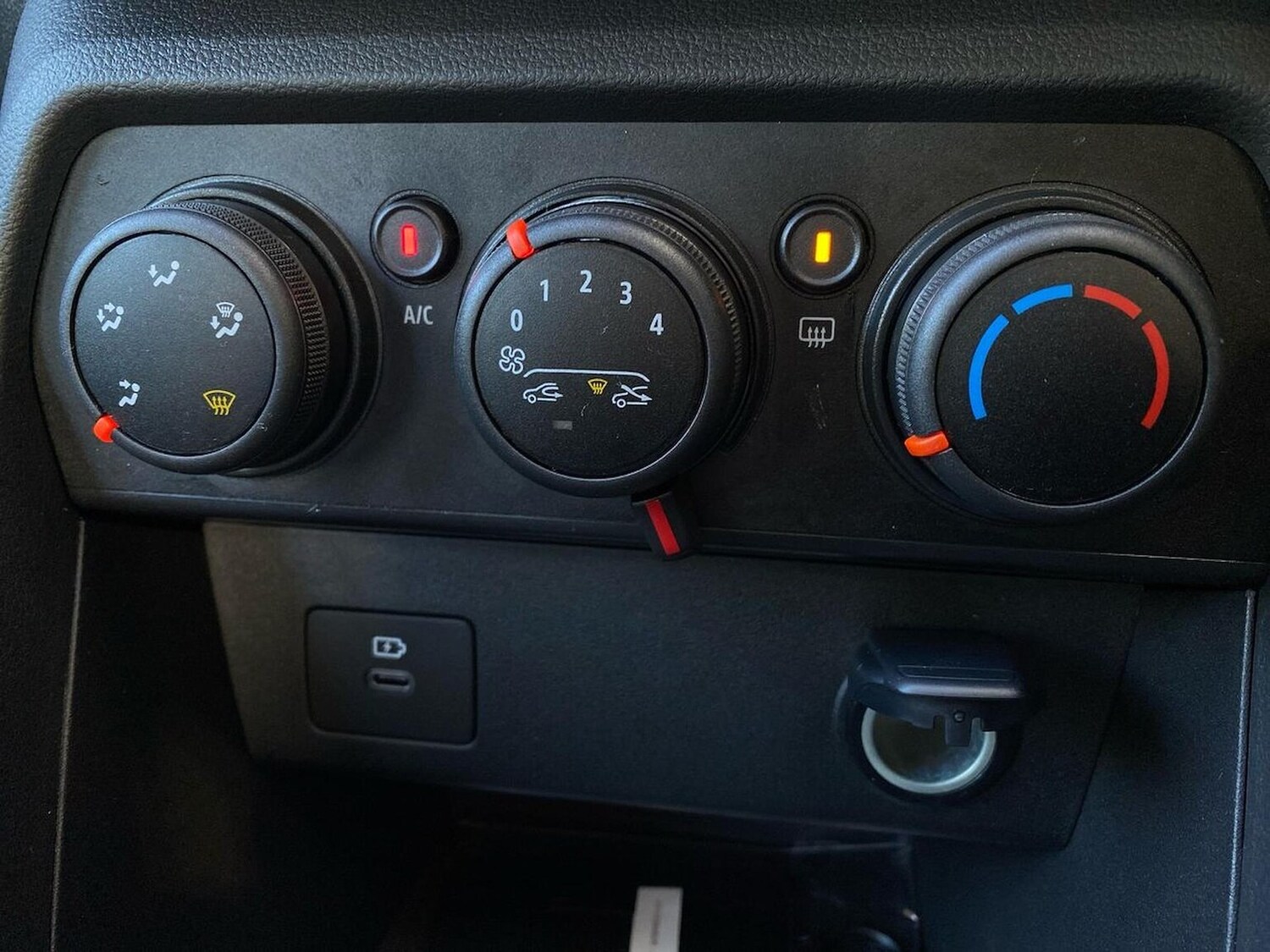 Used Dacia Sandero Stepway 2026 for sale - 78191588: Photo 12