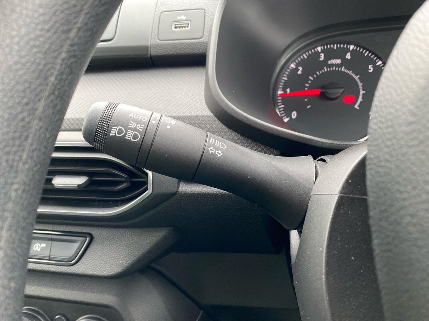 Used Dacia Sandero 2022 for sale - 76490708: Photo 27