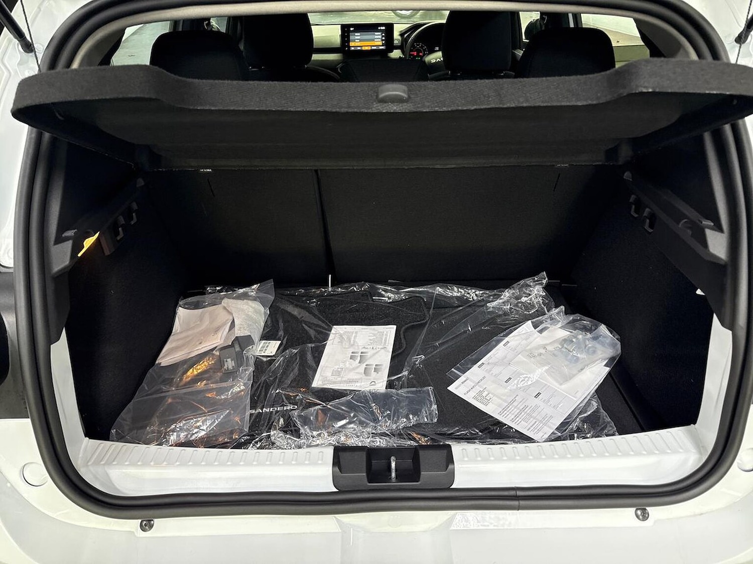 Used Dacia Sandero 2025 for sale - 76892103: Photo 17