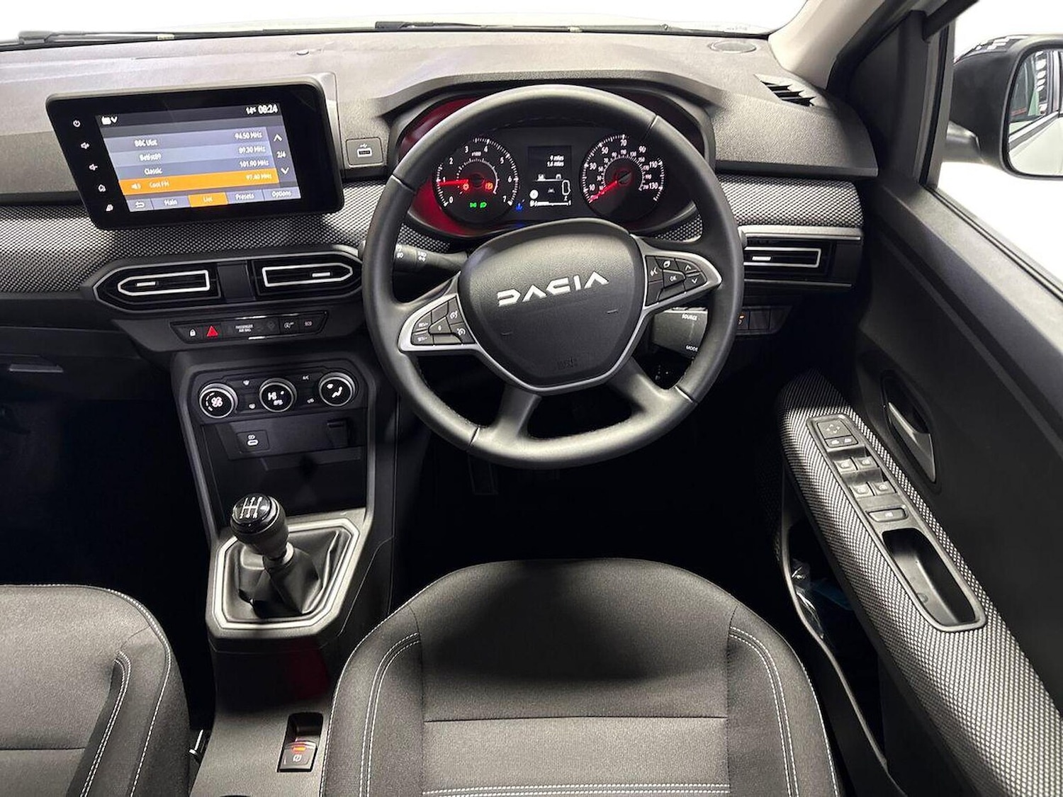 Used Dacia Sandero 2025 for sale - 76892103: Photo 9