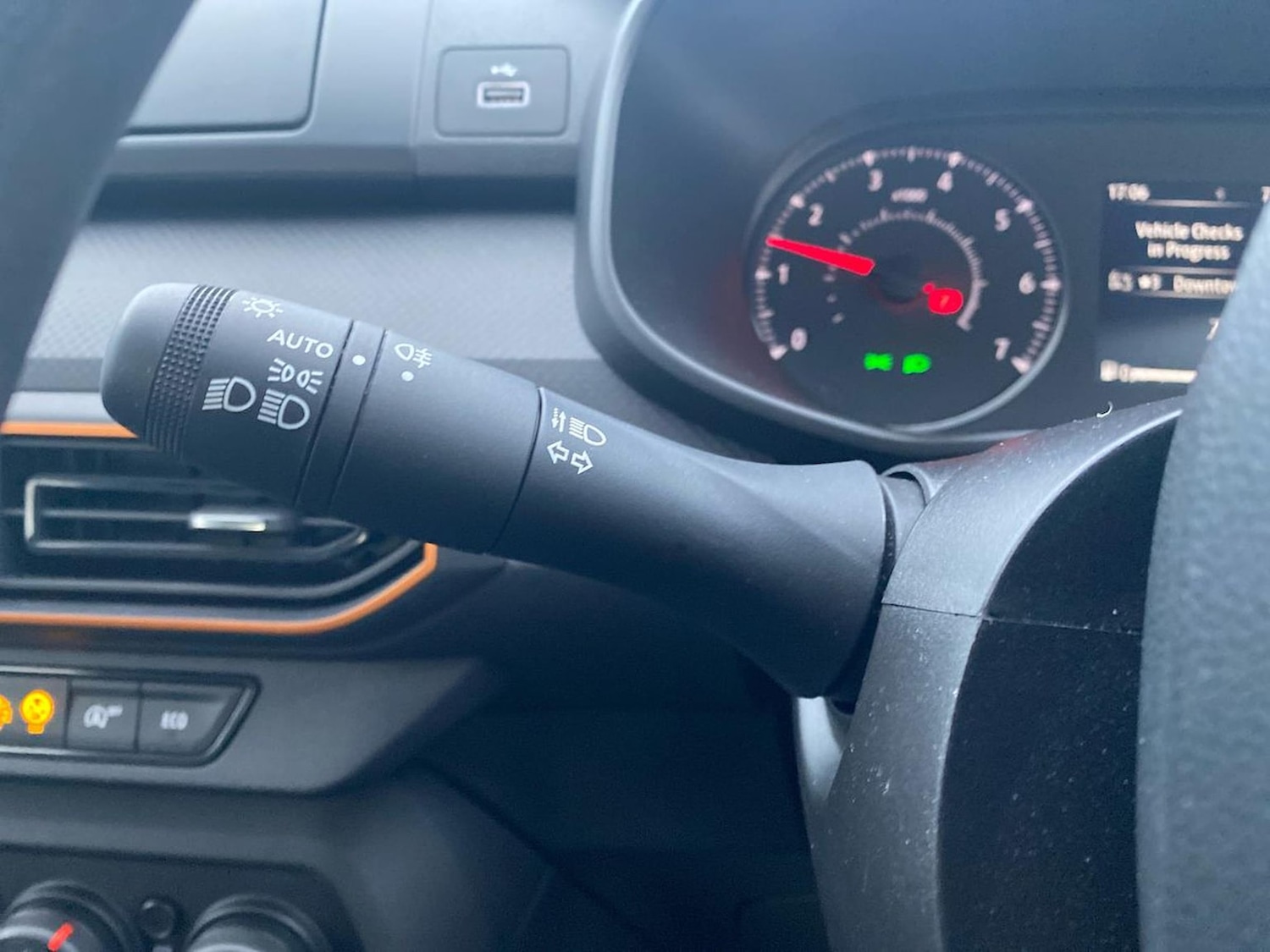 Used Dacia Sandero Stepway 2022 for sale - 76571043: Photo 27