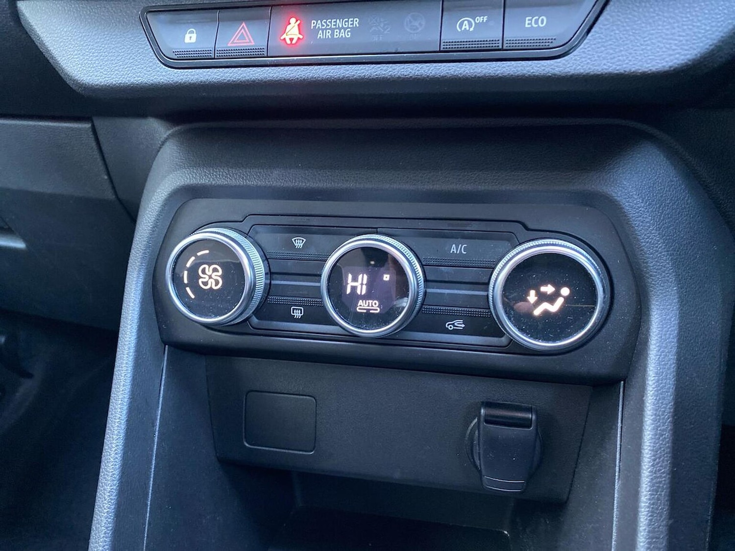 Used Dacia Jogger 2022 for sale - 76396856: Photo 12