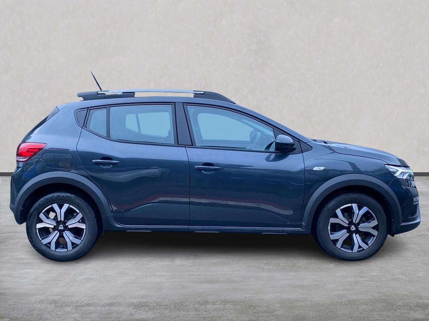 Used Dacia Sandero Stepway 2022 for sale - 77489661: Photo 3