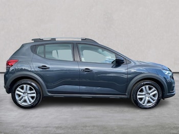 Used Dacia Sandero Stepway 2022 for sale - 75956778: Photo