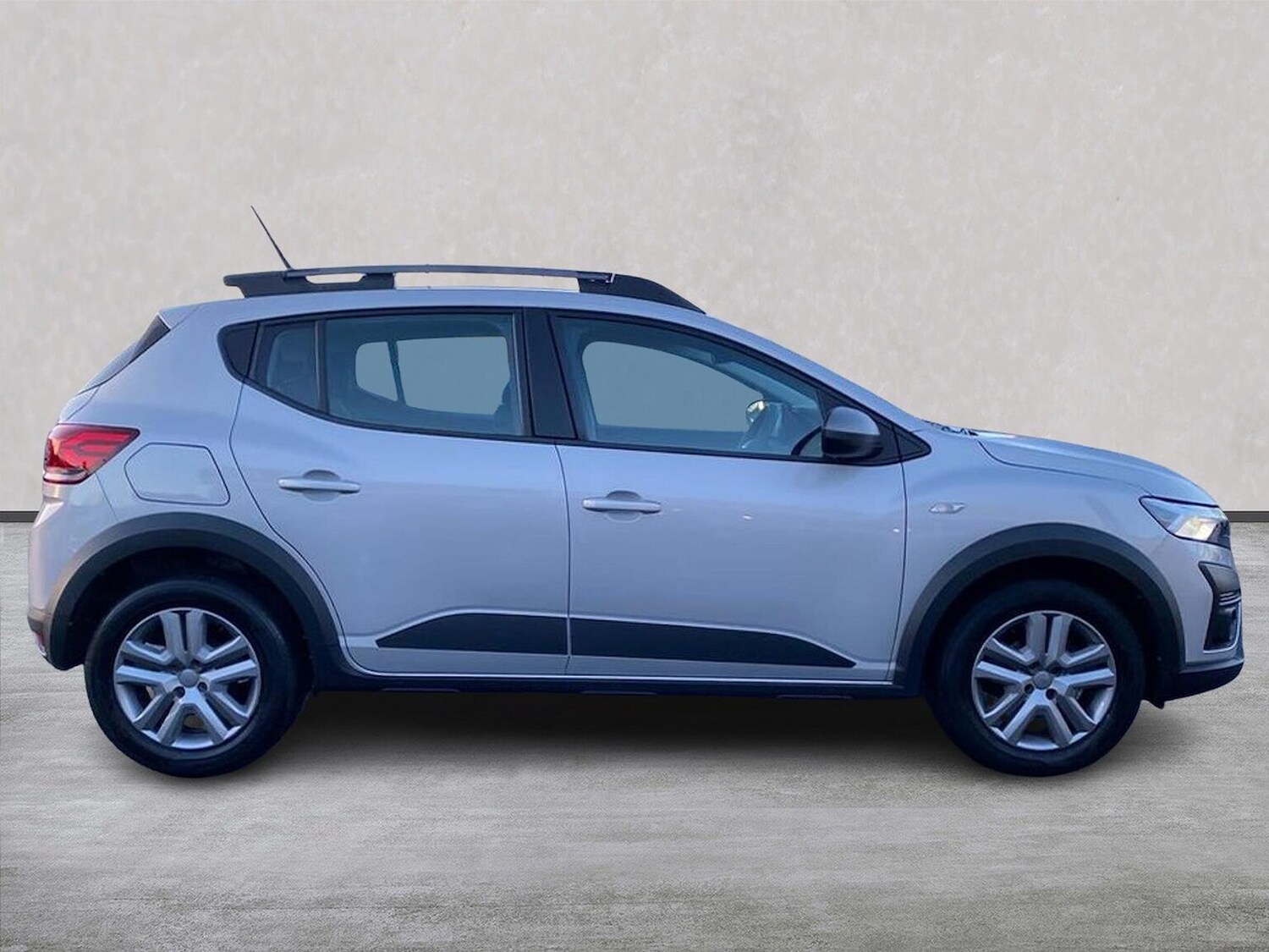 Used Dacia Sandero Stepway 2023 for sale - 76905028: Photo 3